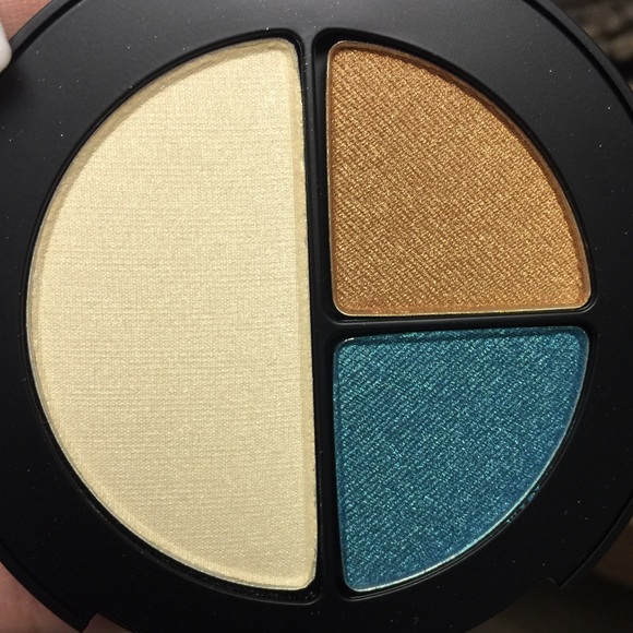 SmashBox Photo Edit eyeshadow trio “ON LOCATION” - Picture 7 of 7